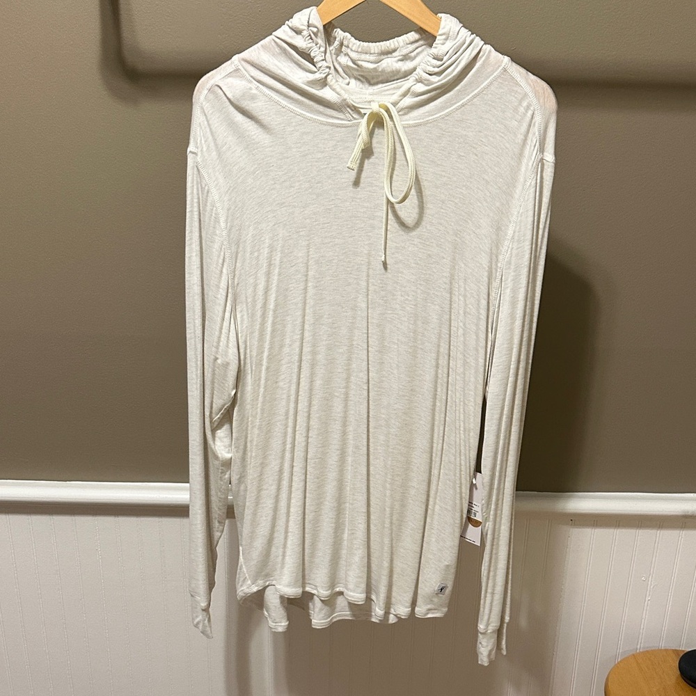 toes on the nose Men's Cream Lightweight Hooded Long-Sleeve Top